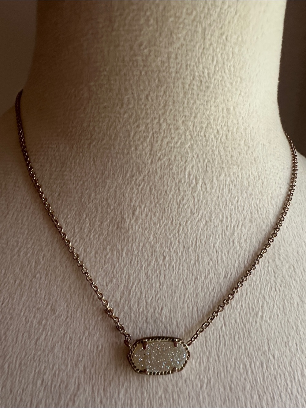 Kendra Scott Eliza Druzy Pendant Necklace in Sparkling White - Women's Jewelry